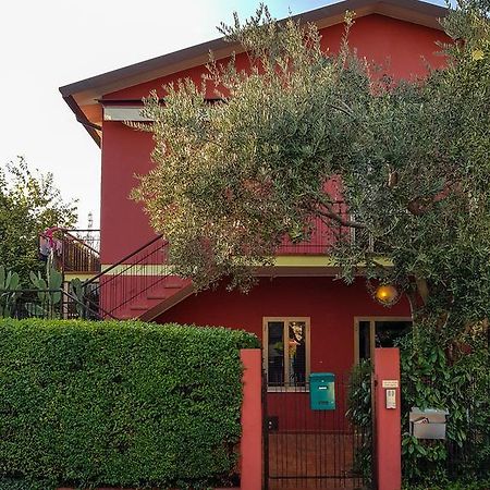La Casa Rossa Apartment Treviso Luaran gambar